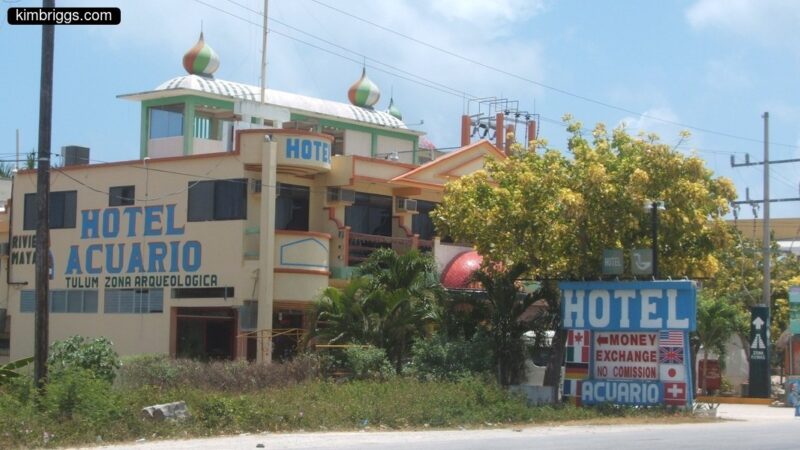 Hotel Acuario Tulum Mexico 2008.