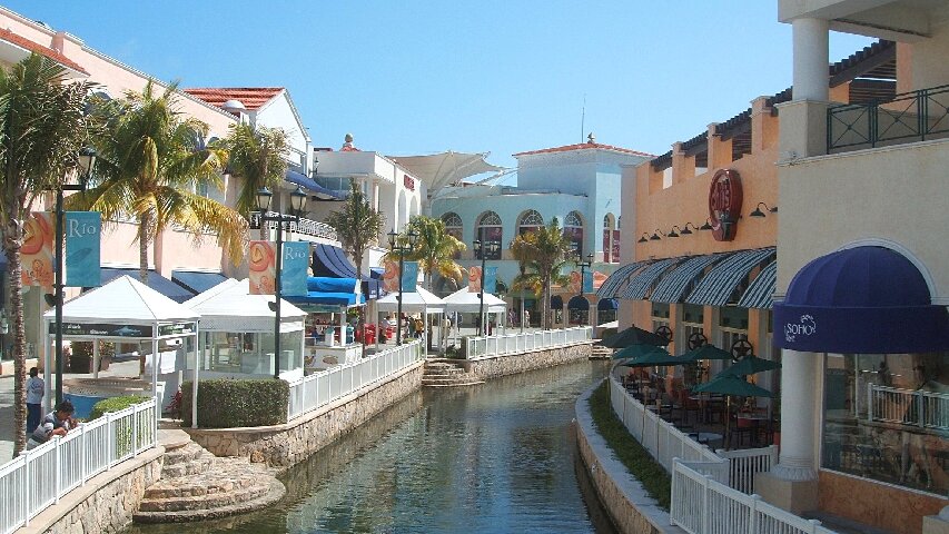 cancun shops stores 850