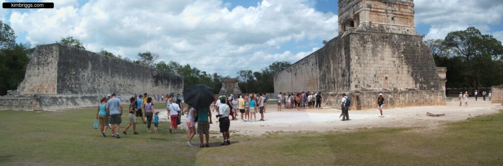 chichen itza ruins