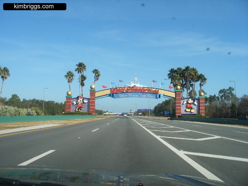 Walt Disney World driving entrance.