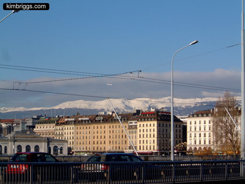 Geneva city with mountains in background.