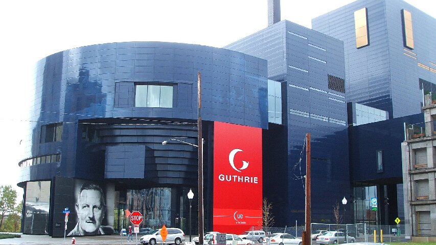 minneapolis guthrie theater 850