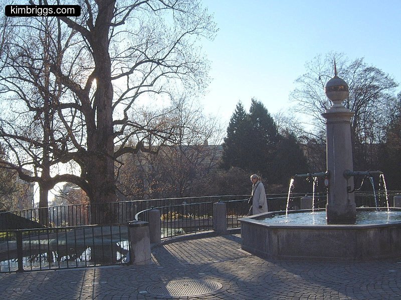 Outdoor fountain in Parc Mon Repos, Lausanne.