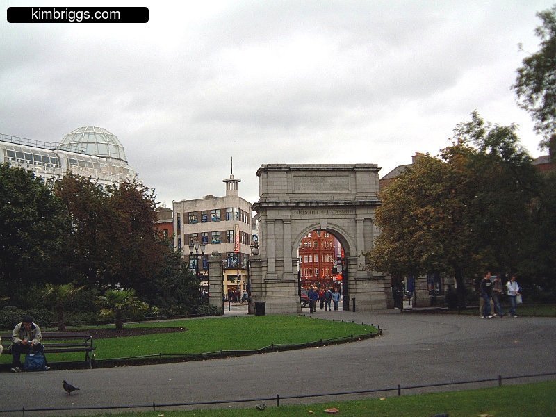 St Stephen's Green cement arch.