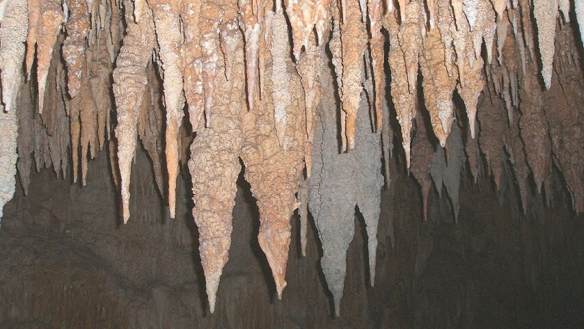 stalactite cave limestone 850